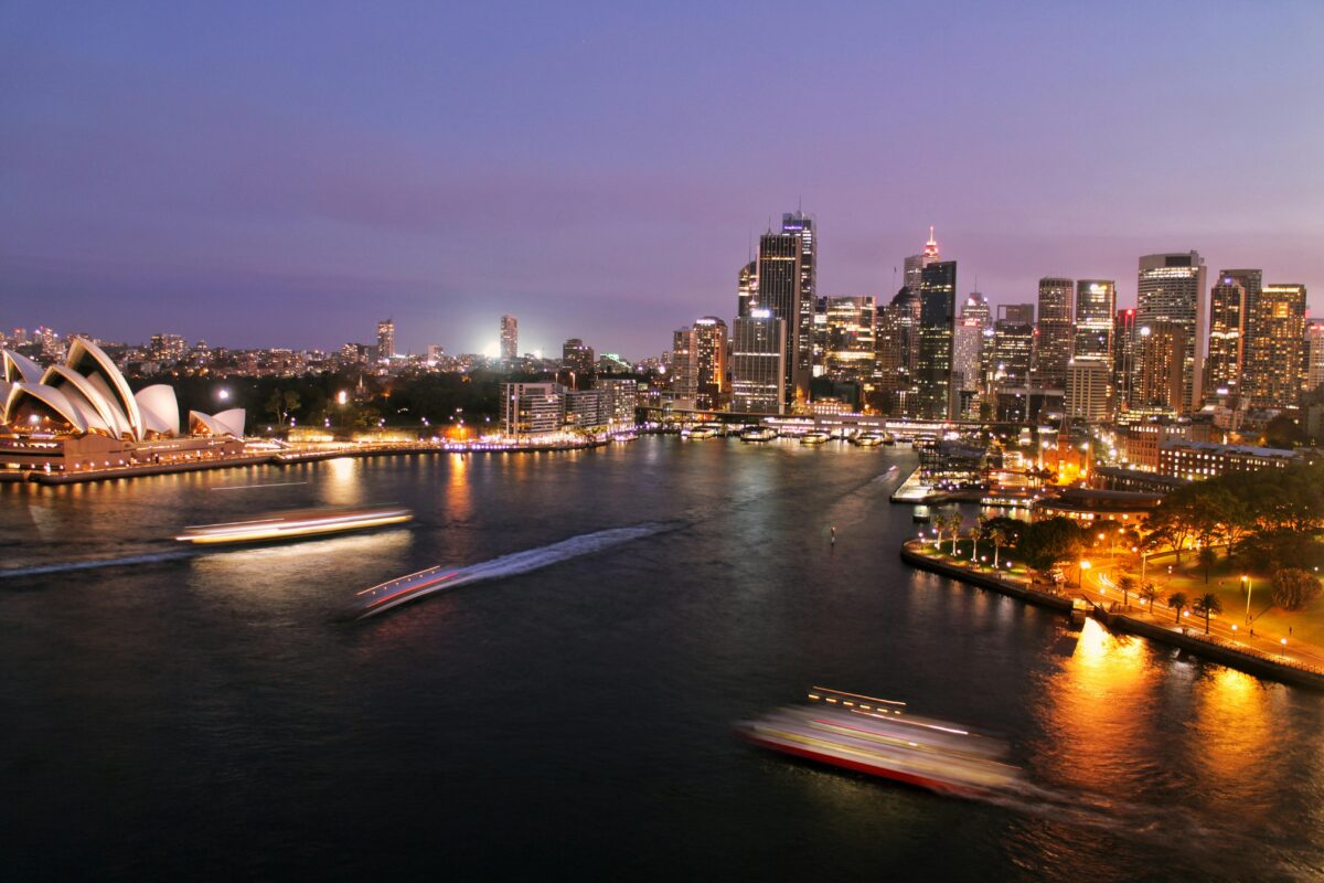 Sydney by night, a prime location for finding escort girls in Australia